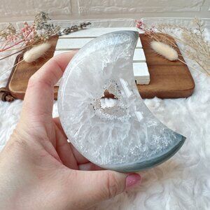 Gorgeous Agate Moon with Druzy Carving